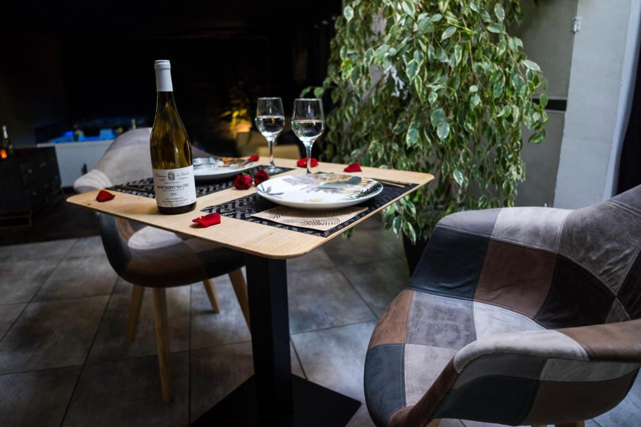 Love Suites & Spa "Le Loft" Avec Jacuzzi Privatif Medis ภายนอก รูปภาพ